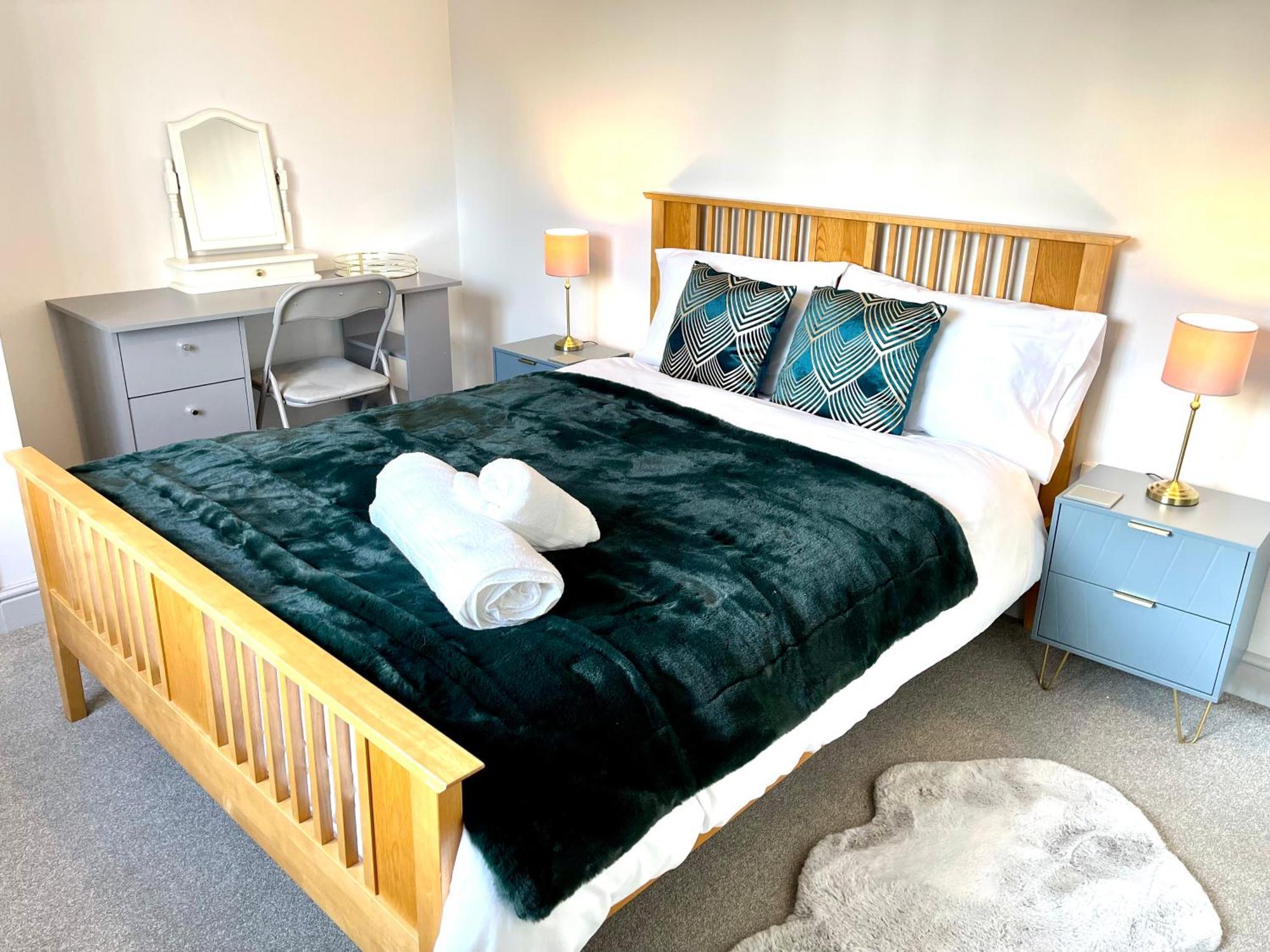 Stylish Cosy And Bright Apartment - Fantastic Location - Perfect For Business Or Solo Travellers ビショップス・ストートフォード エクステリア 写真